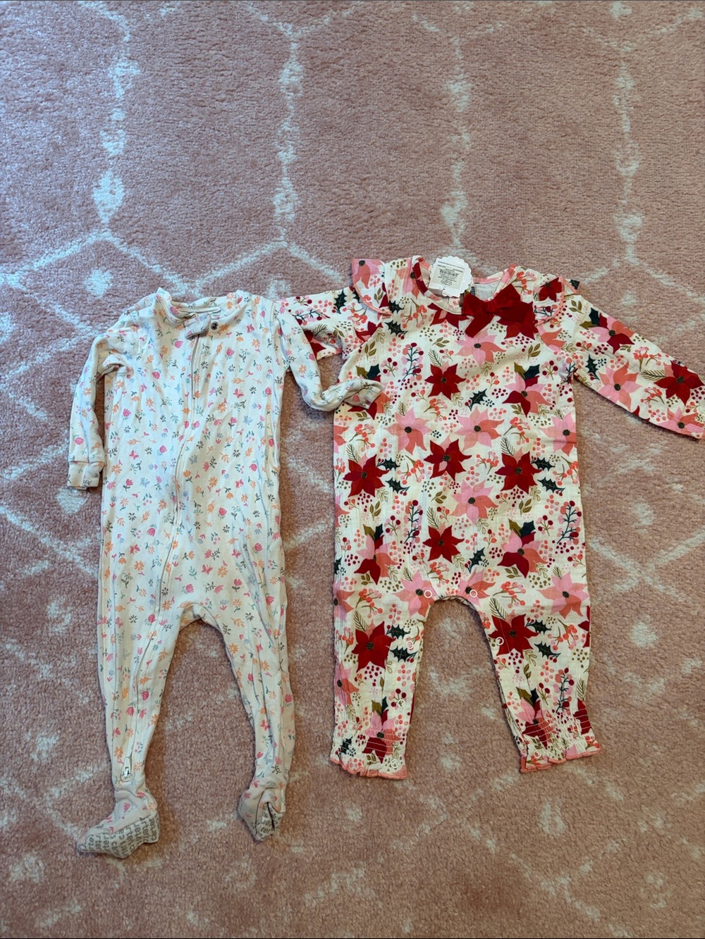 Set of 2 floral pajamas